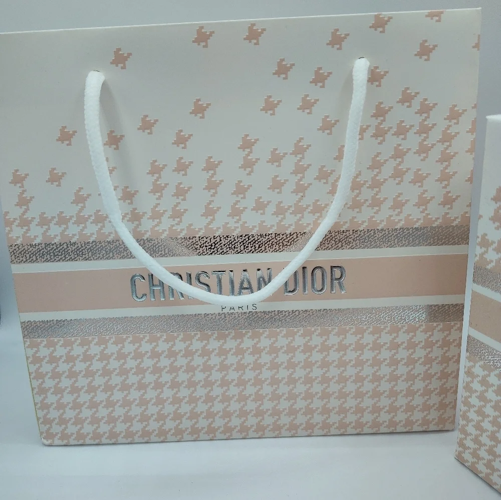 2024 DIOR Red Ribbon Ornament Fragrance Stone European Exclusive NIB + Gift Bag